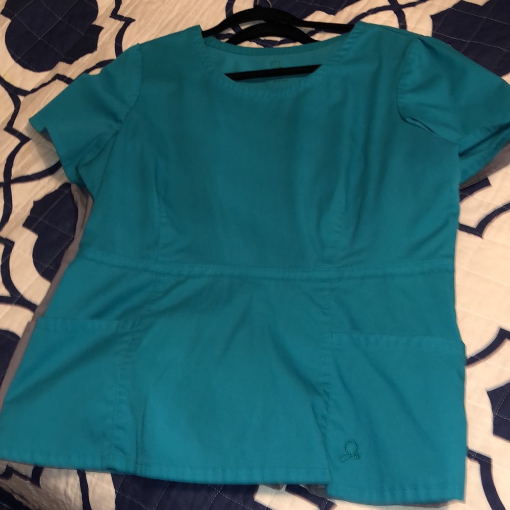 Jaanuu scrub tops size (L) - Picture 5 of 8